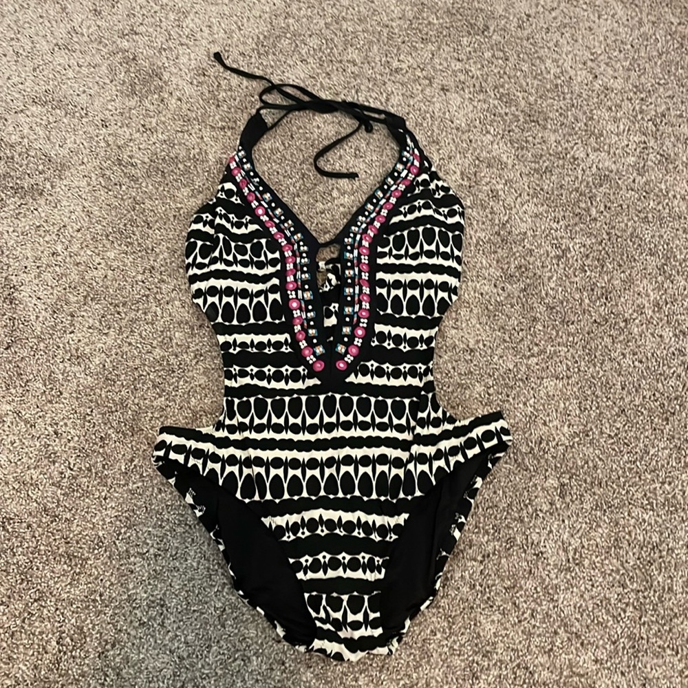 Women’s cutout size medium swimsuit